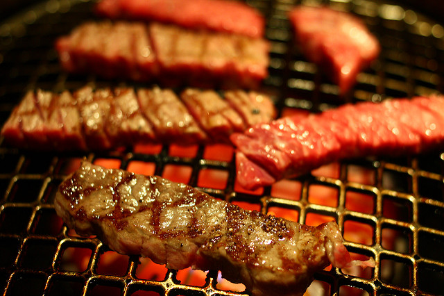 土屋神葉 行きつけの焼肉店はどこ?姉・太鳳とも来店?