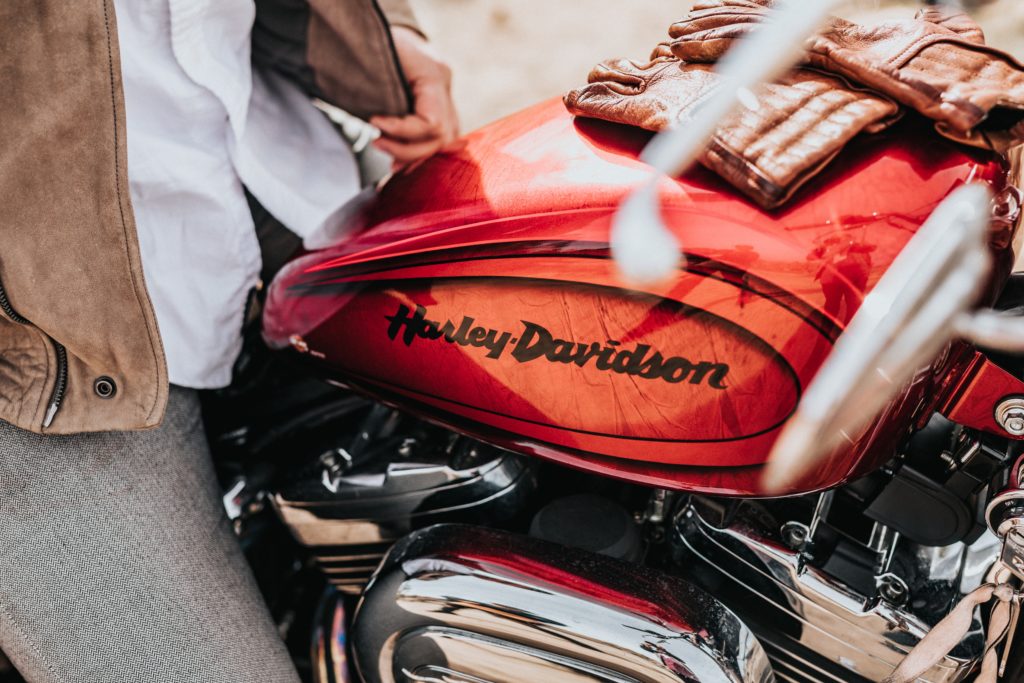 草なぎ剛のバイク画像とは?話題のワードを大調査!