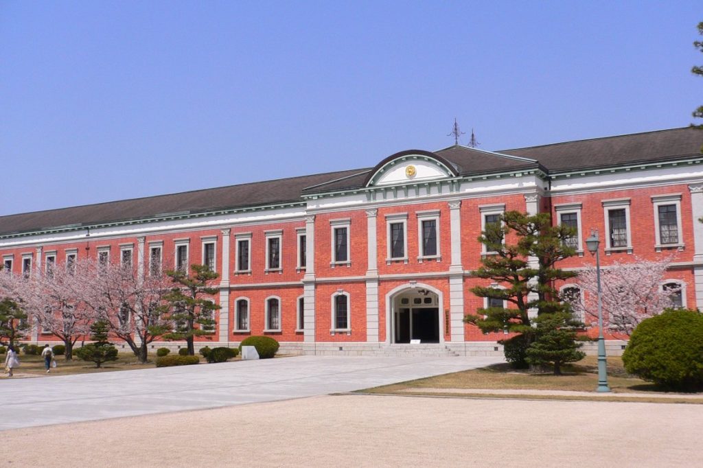 三浦大知は広島県江古田の出身?小学校時代に唯一〇〇した場所!